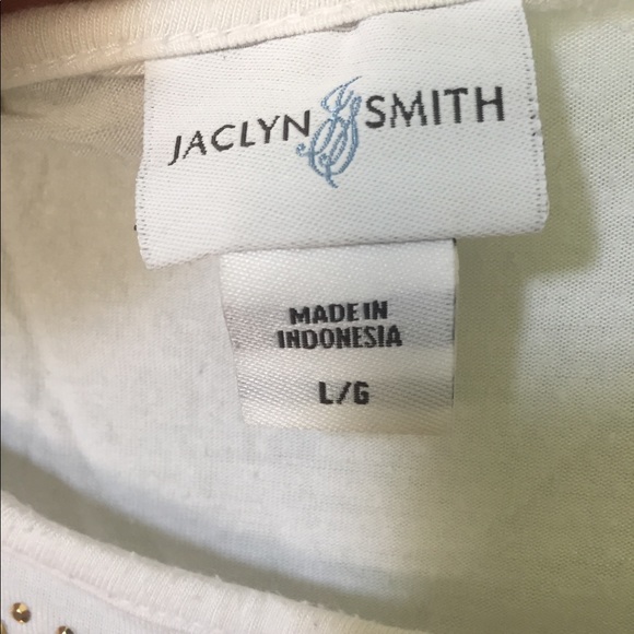 White Jaclyn Smith beaded t-shirt - Picture 2 of 3